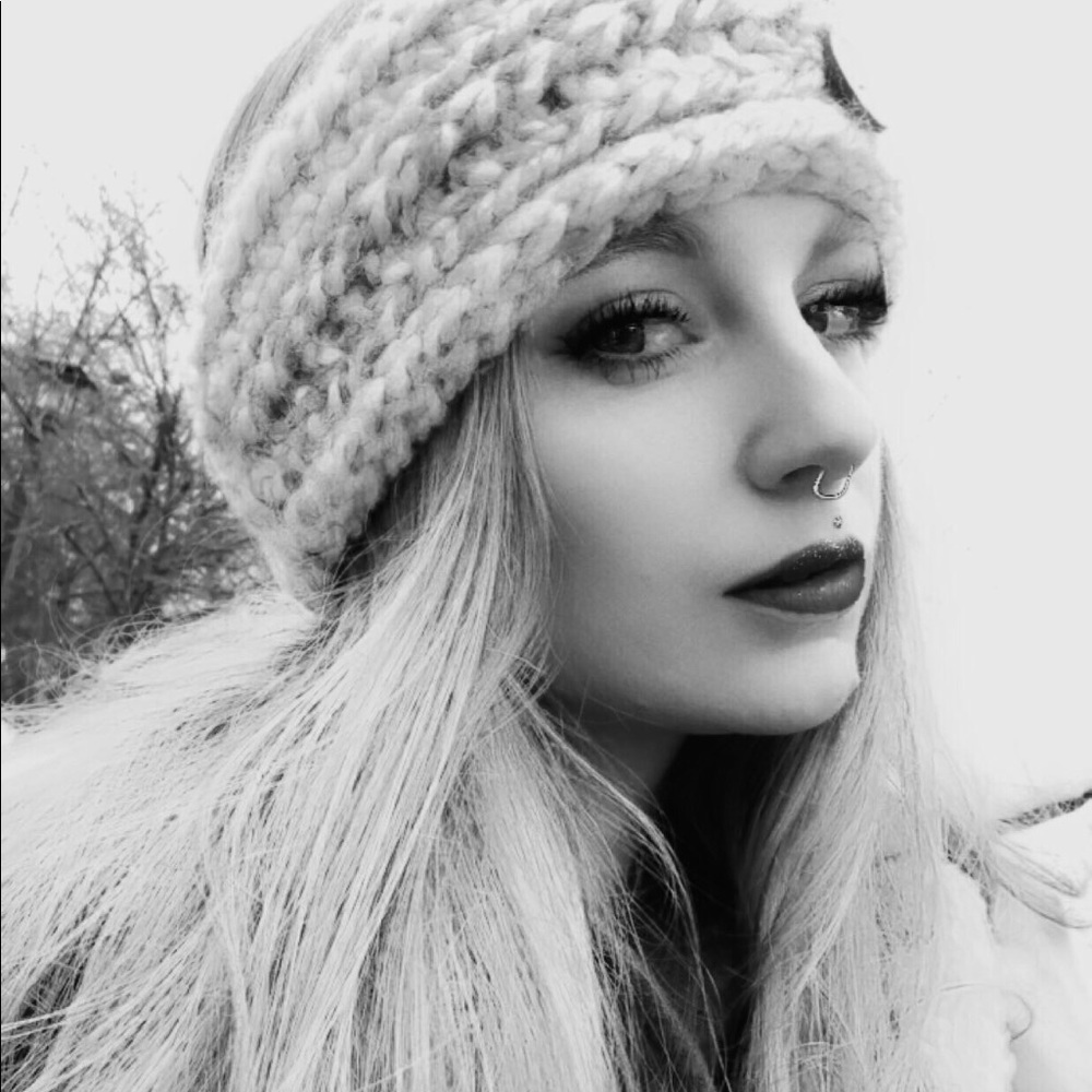 Meet your Posher, Megan